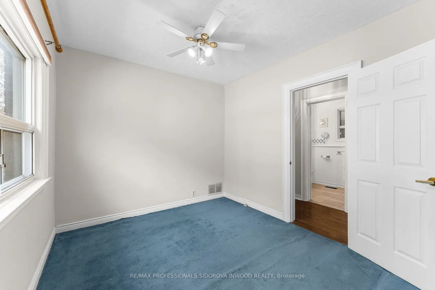 Additional image 7 of 580 Willard Avenue