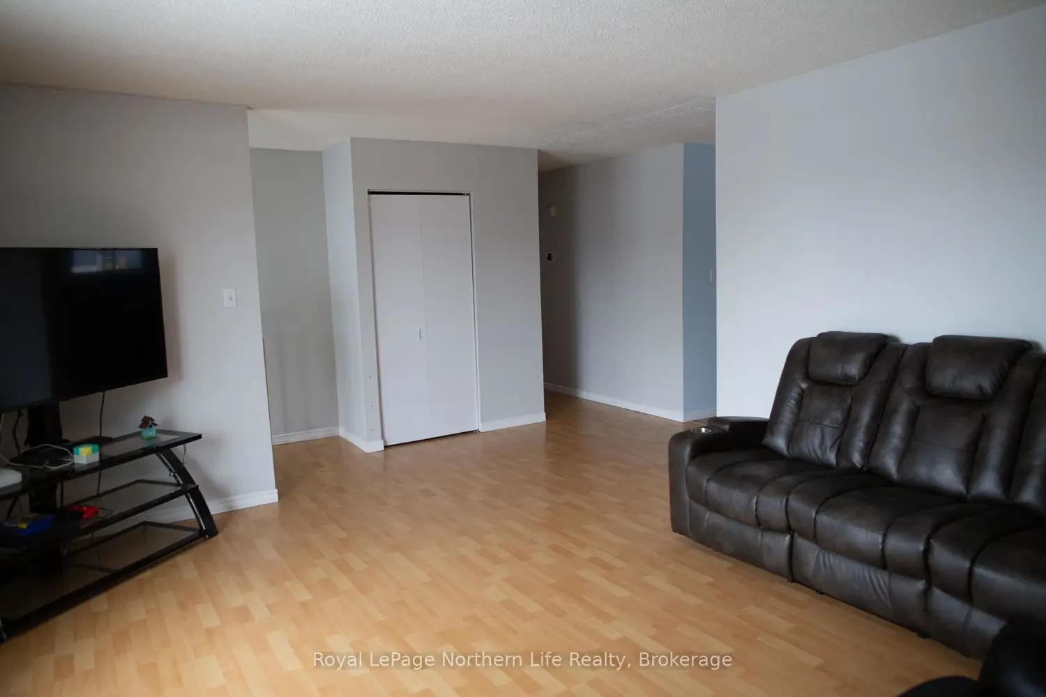 Additional image 5 of 542 Agnes Avenue