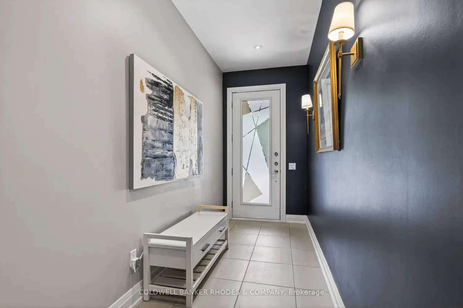 213 Ivy Crescent A photo 4