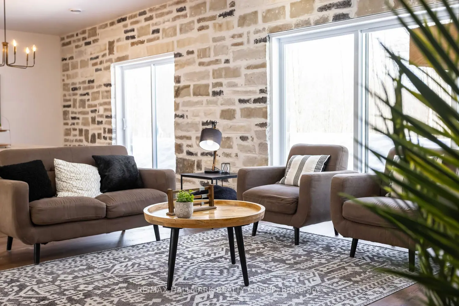3244 Piche Road photo 4