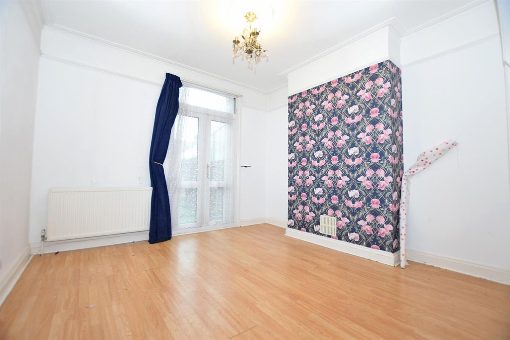 Additional image 5 of 3 bed terraced house for saleChester Road, Gillingham ME7