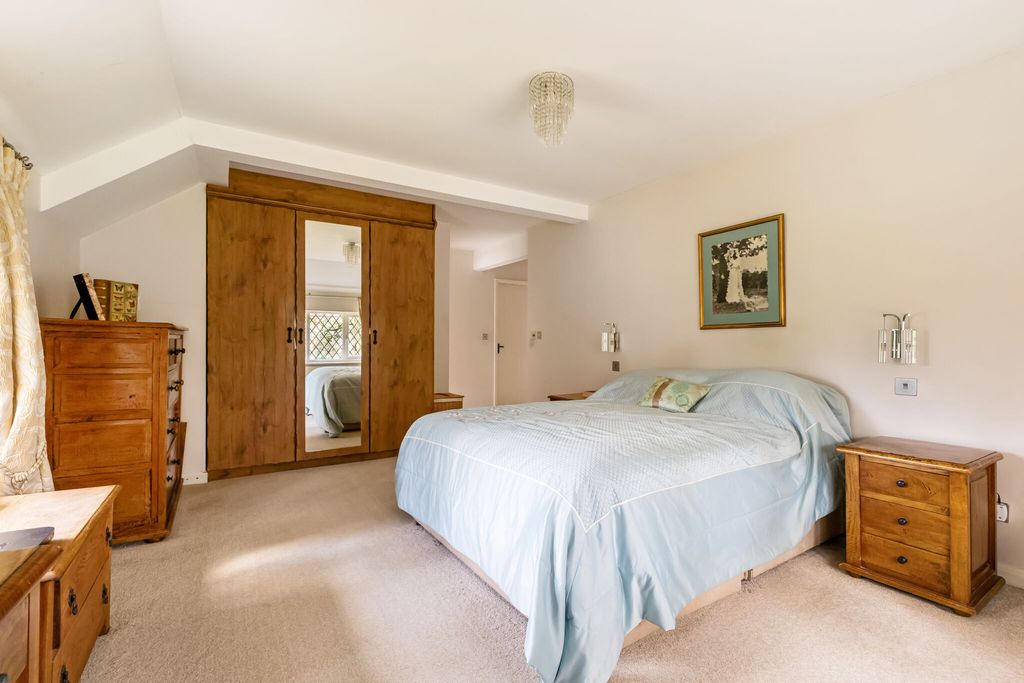 Additional image 17 of 5 bed detached house for saleCrooksbury Road, Farnham GU10
