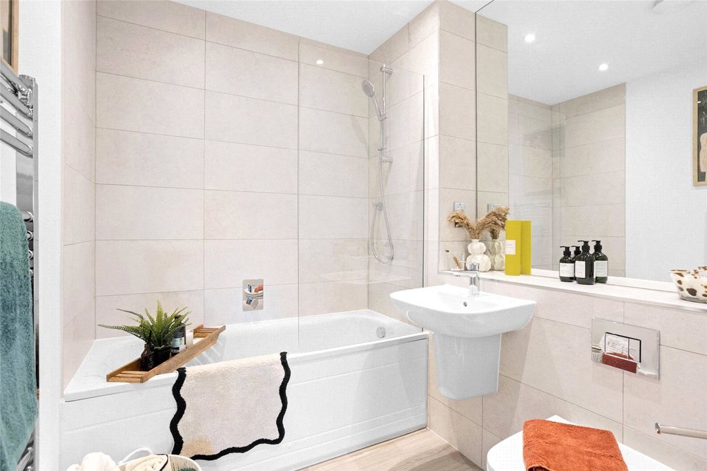 Additional image 5 of 2 bed flat for saleClast Court, Erith DA8