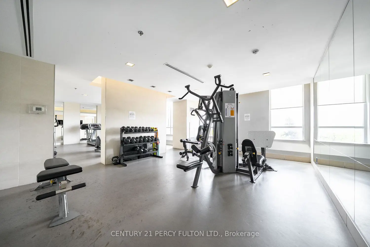 Additional image 18 of 1215 Bayly Street 1303