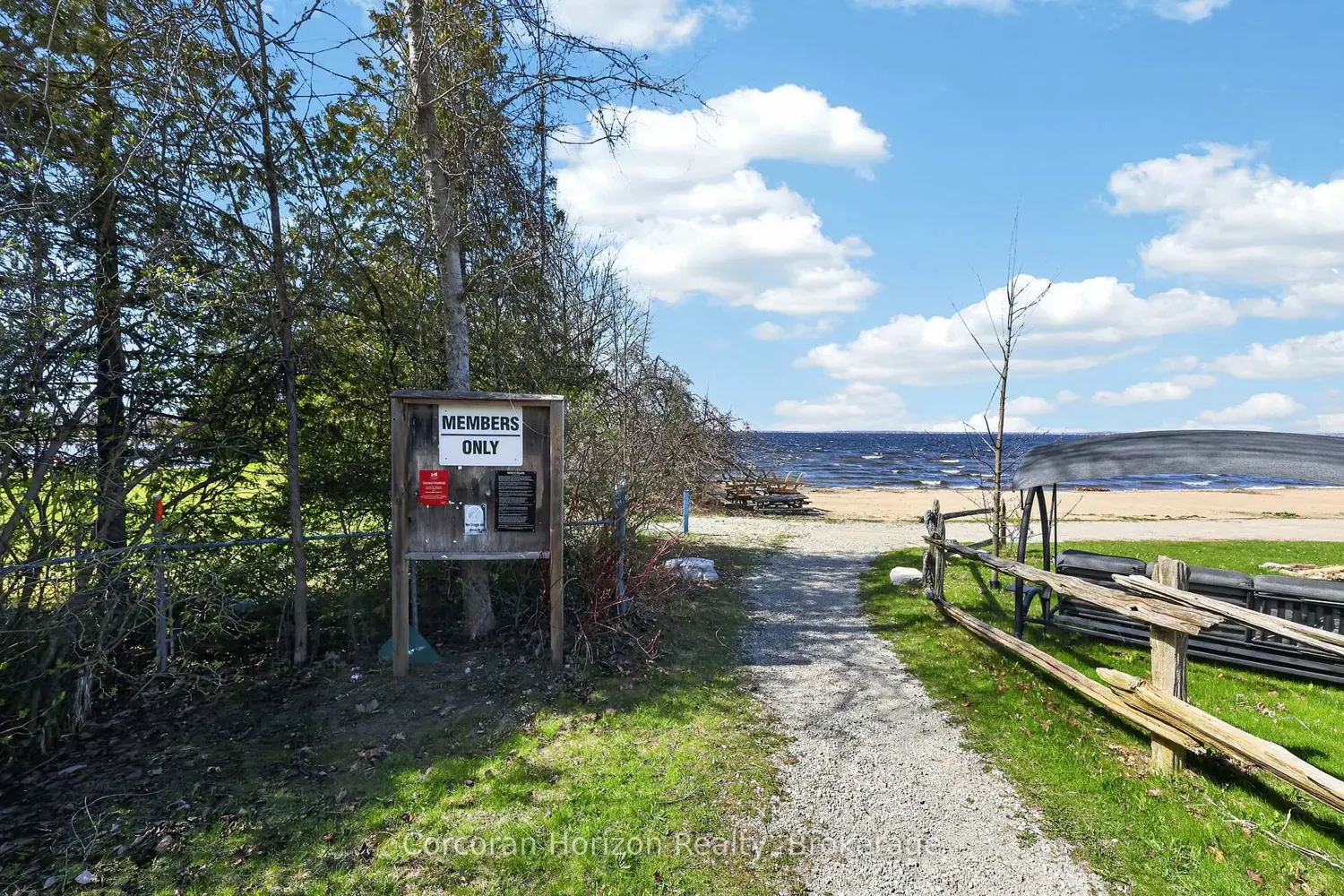 26 Waterside Drive photo 3
