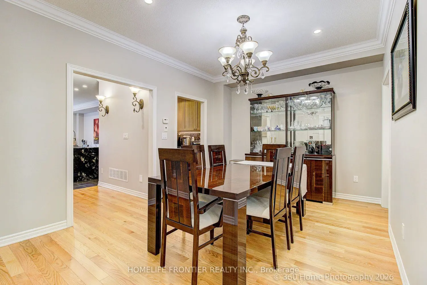 175 Beechborough Crescent photo 3