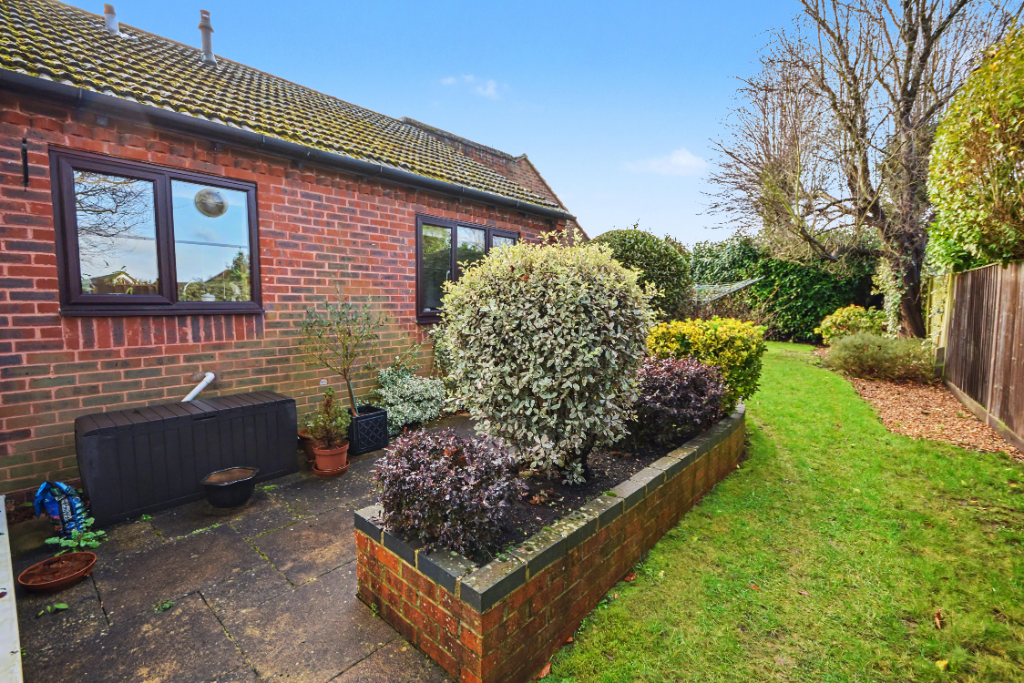 Additional image 12 of 2 bed bungalow for saleStratford Court, Avon Road, Farnham GU9