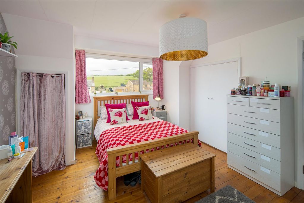 Additional image 14 of 3 bed detached house for saleNorton Green, Isle Of Wight PO40