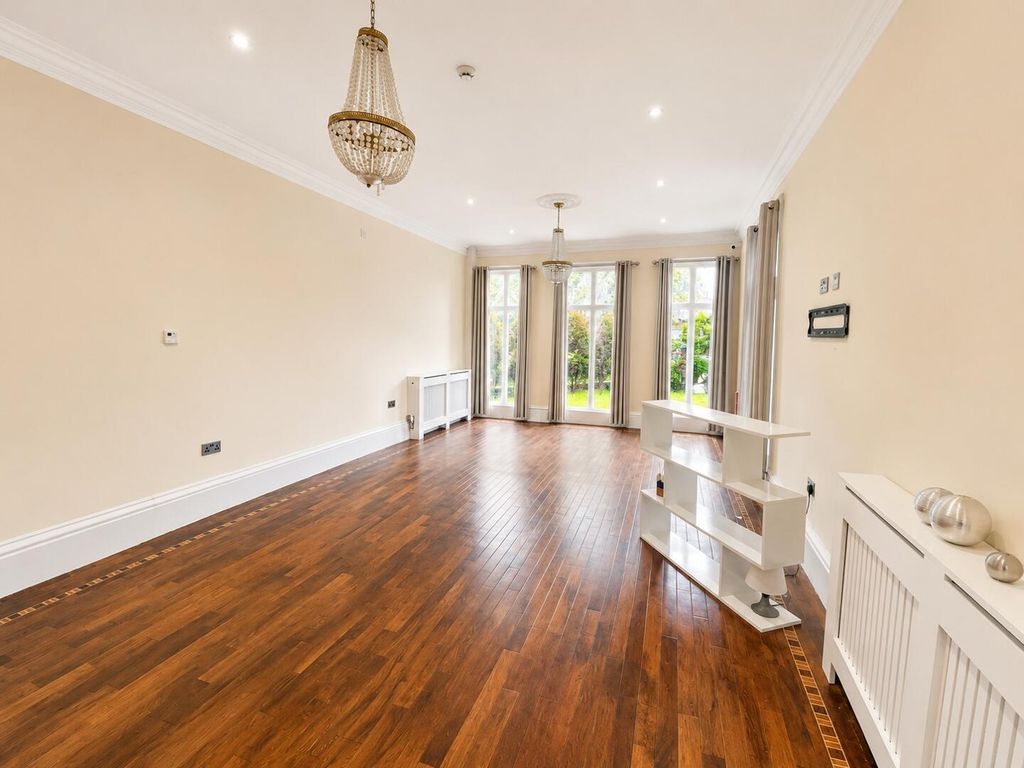 Additional image 2 of 18 bed detached house for saleClarence Place, Gravesend DA12