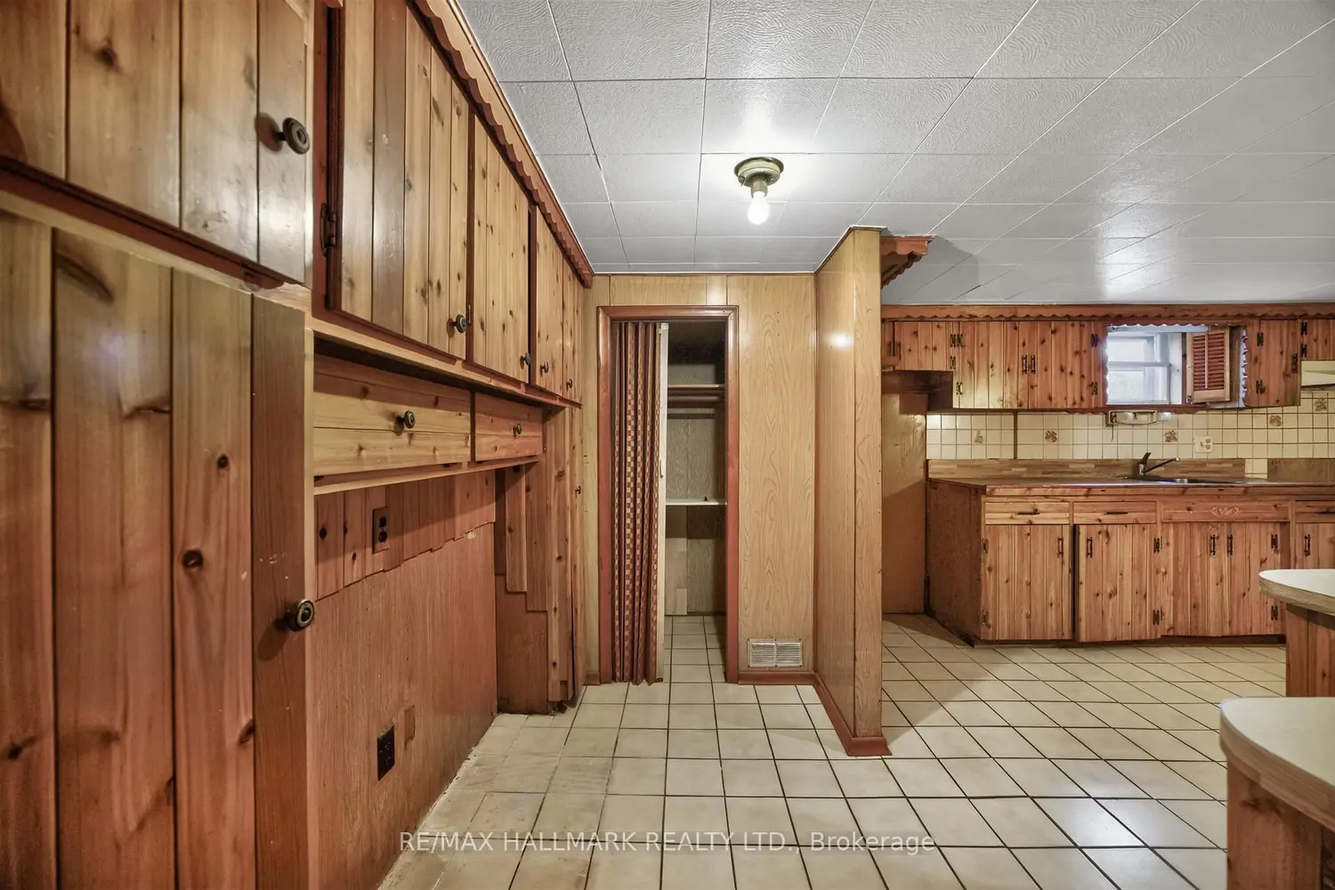 Additional image 10 of 50 Dorking Crescent
