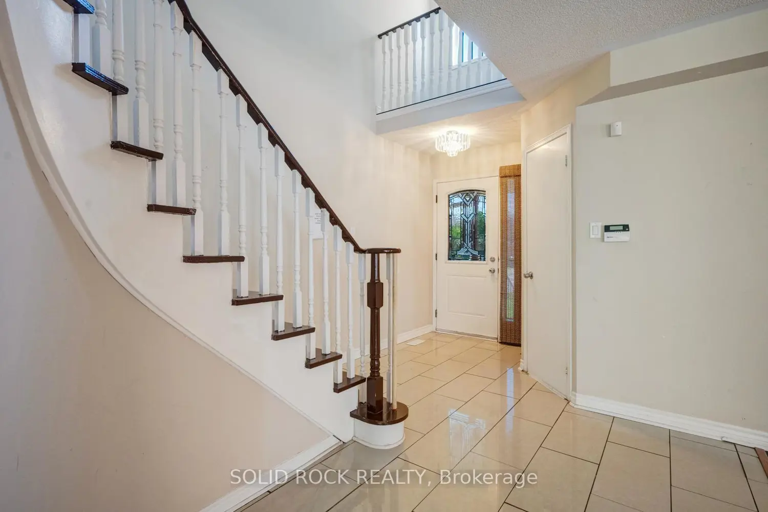 58 Ravenscliffe Court