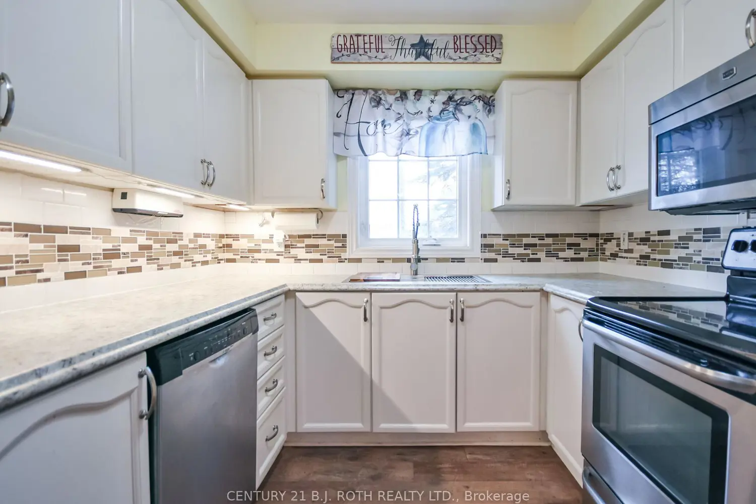 Additional image 5 of 49 Jacobs Terrace 114