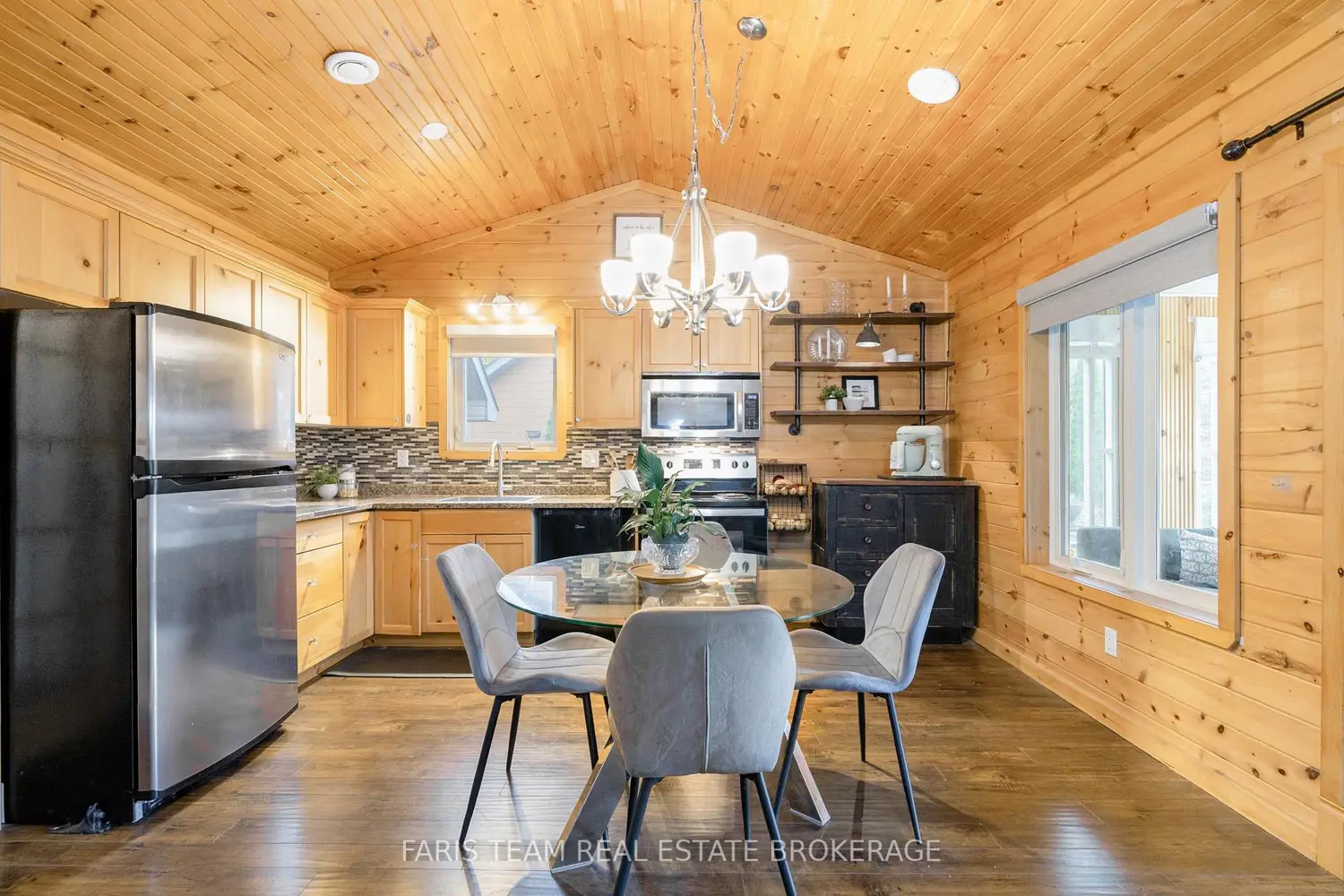 Additional image 3 of 12 Cabin Crescent