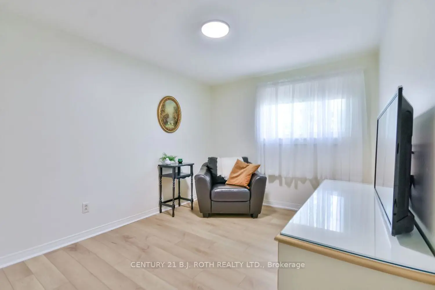 Additional image 6 of 32 Lonsdale Place