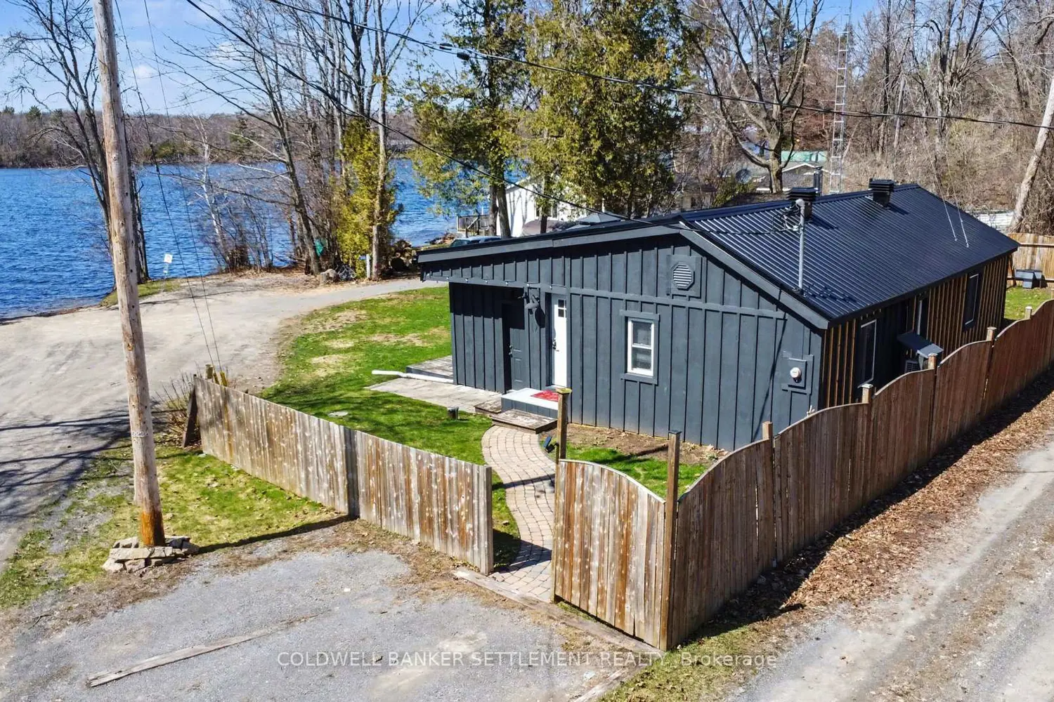128 Loon Lane photo 3