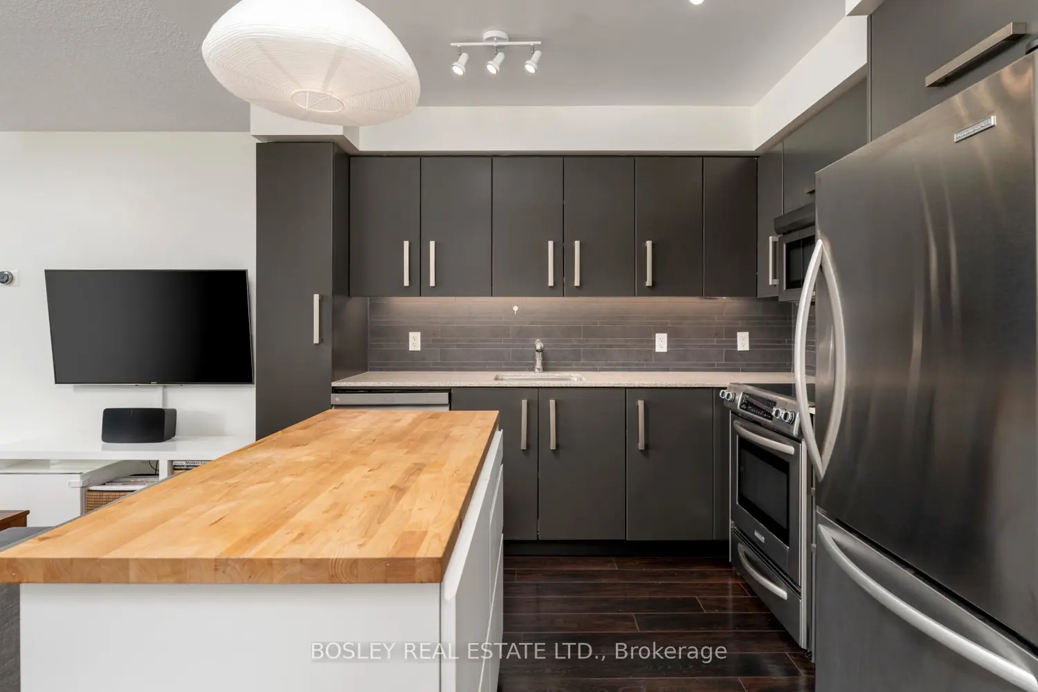 Additional image 2 of 1048 Broadview Avenue 1807