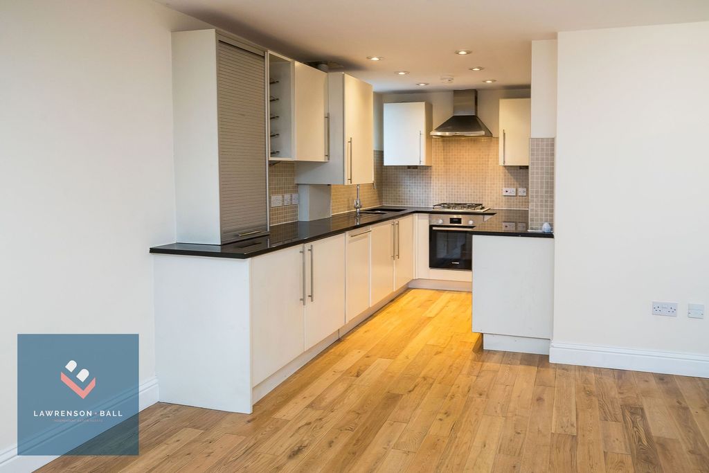 3 bed flat for saleTrinity Gardens, Trinity House Trinity Gardens WA6 photo 5