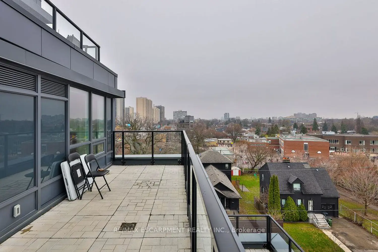 Additional image 19 of 556 Marlee Avenue 606