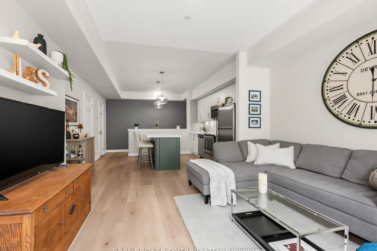Additional image 5 of 30 Carnation Avenue 88