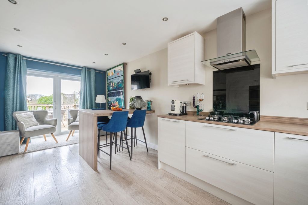 Additional image 7 of 4 bed detached house for saleRosemary Gardens, Burwash, Etchingham, East Sussex TN19
