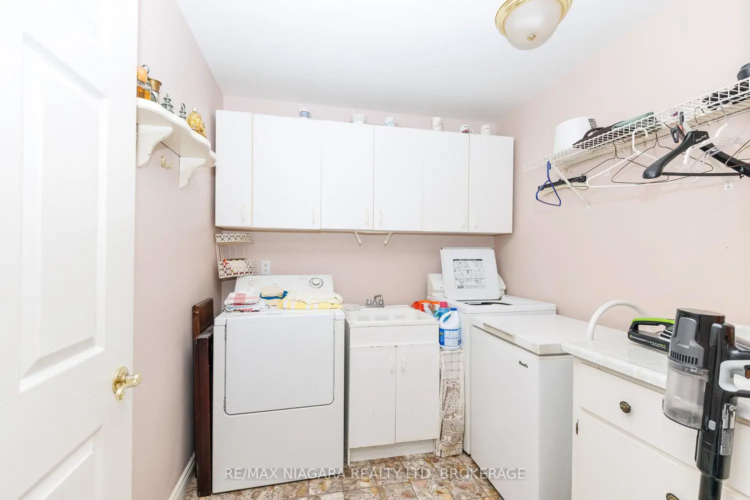 Additional image 11 of 2997 Poplar Avenue