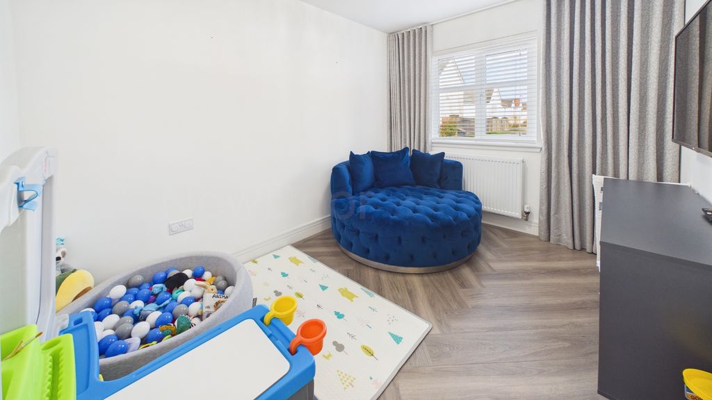 Additional image 6 of 4 bed detached house for saleCairnmaith, Erskine PA8