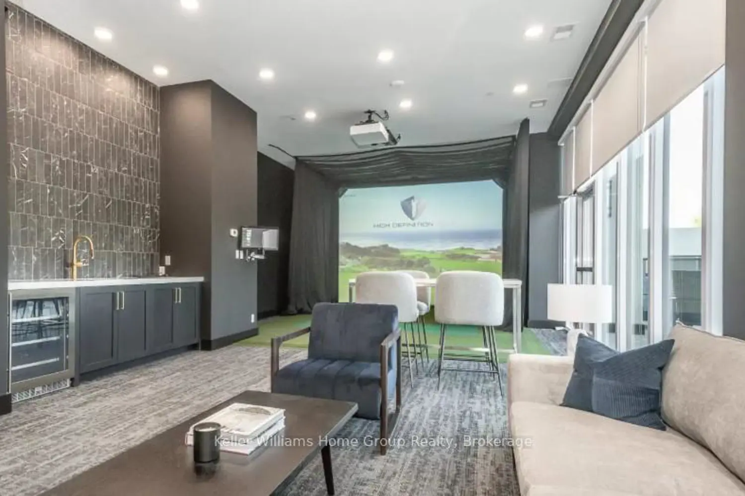 71 Wyndham Street 1201 photo 5