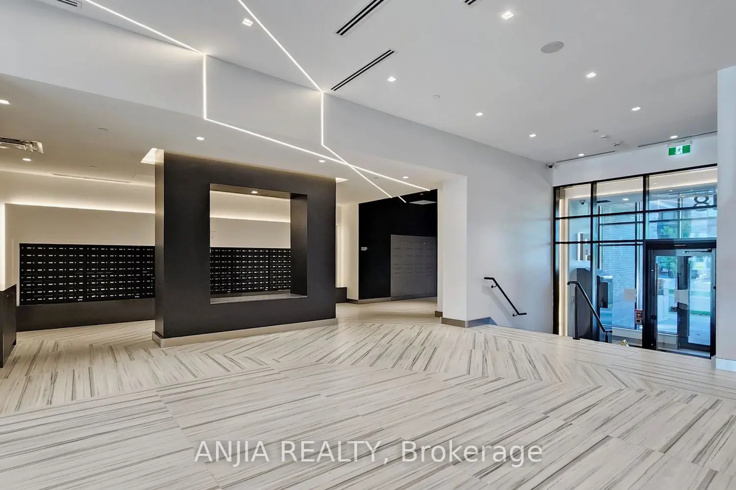 18 Water Walk Drive 3106
