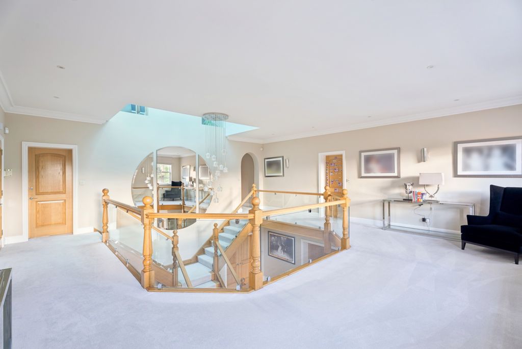 Additional image 29 of 7 bed detached house for saleCamp Road, Gerrards Cross SL9