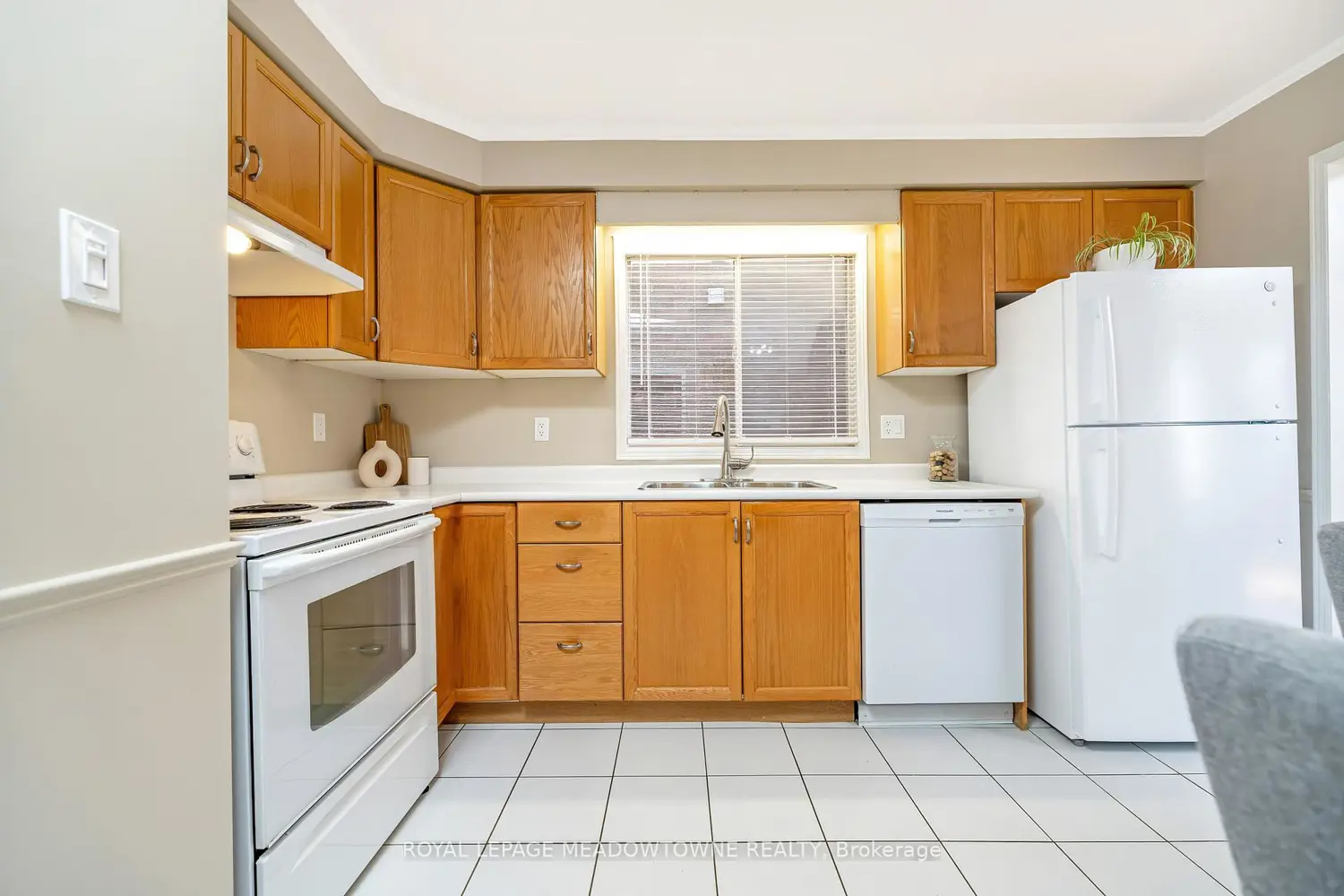 86 Rocky Mountain Crescent photo 5