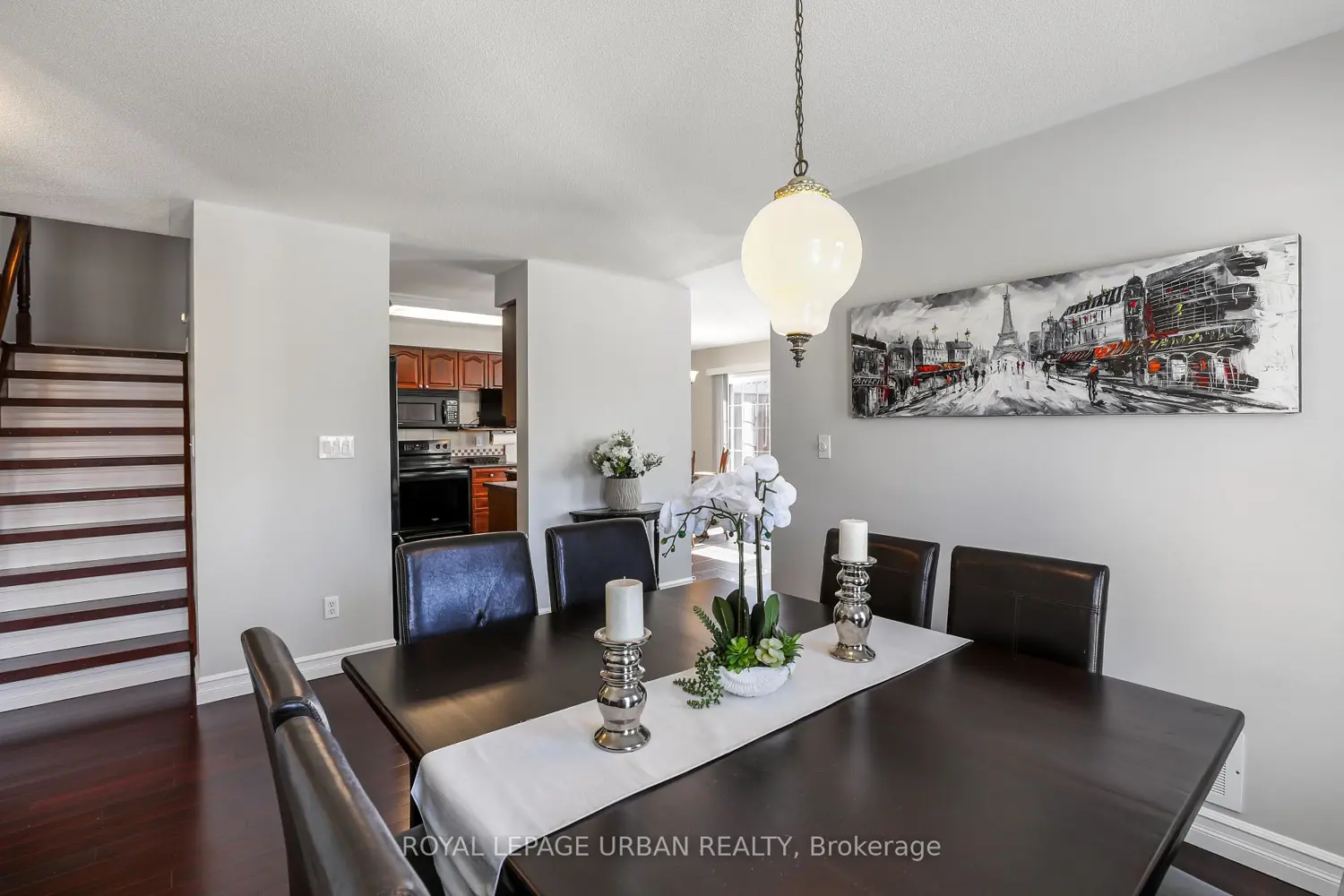 1081 Keswick Court photo 5