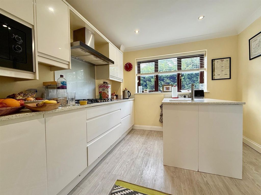Additional image 3 of 4 bed detached house for saleRiver Walk, Great Yarmouth NR30