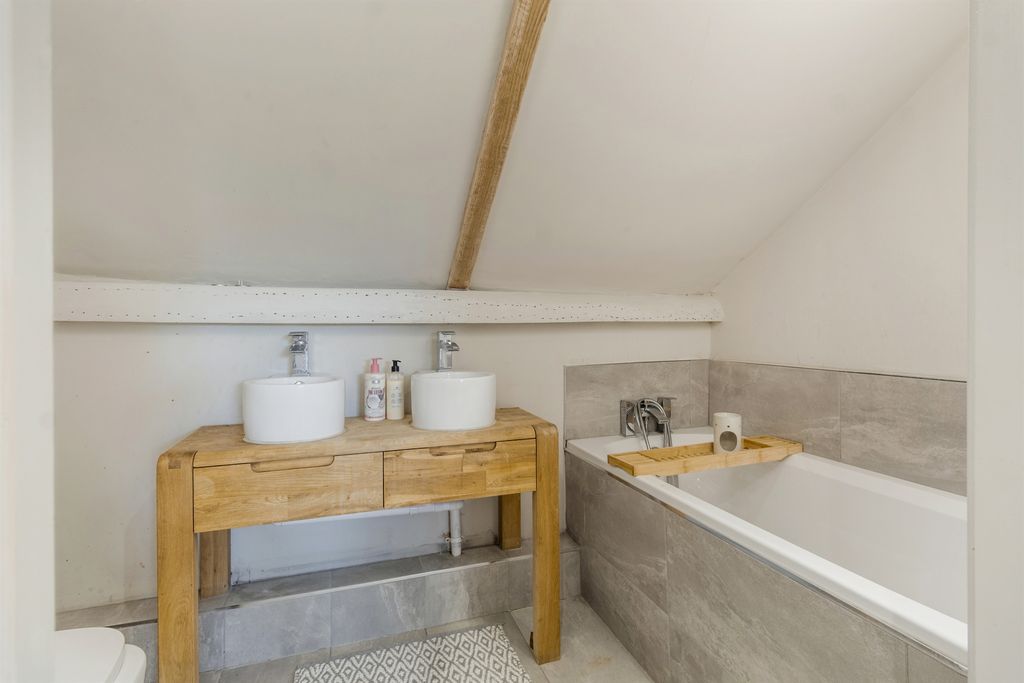 Additional image 13 of 5 bed detached house for saleYaxley Road, Eye IP23