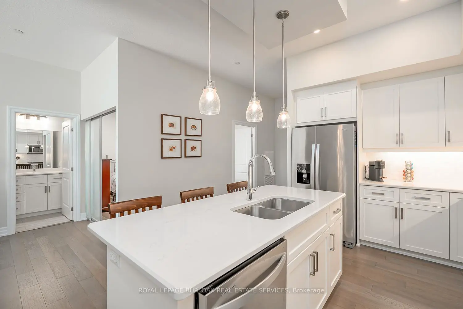 1878 Gordon Street 202 photo 3
