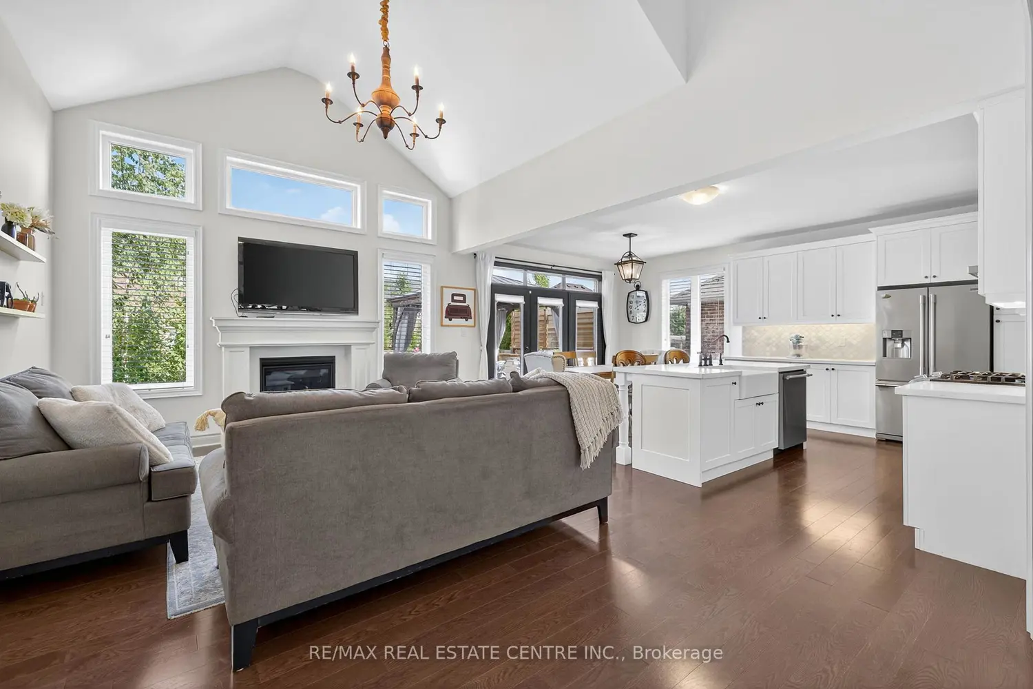 53 Anderson Avenue photo 3