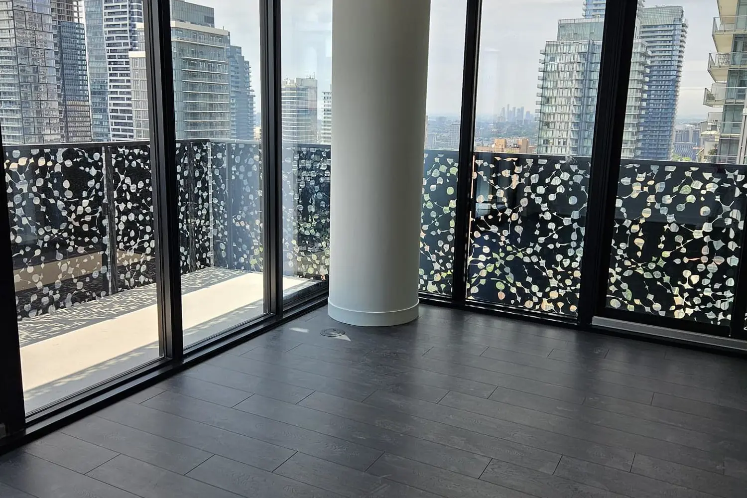 Additional image 18 of 55 Charles Street 2706