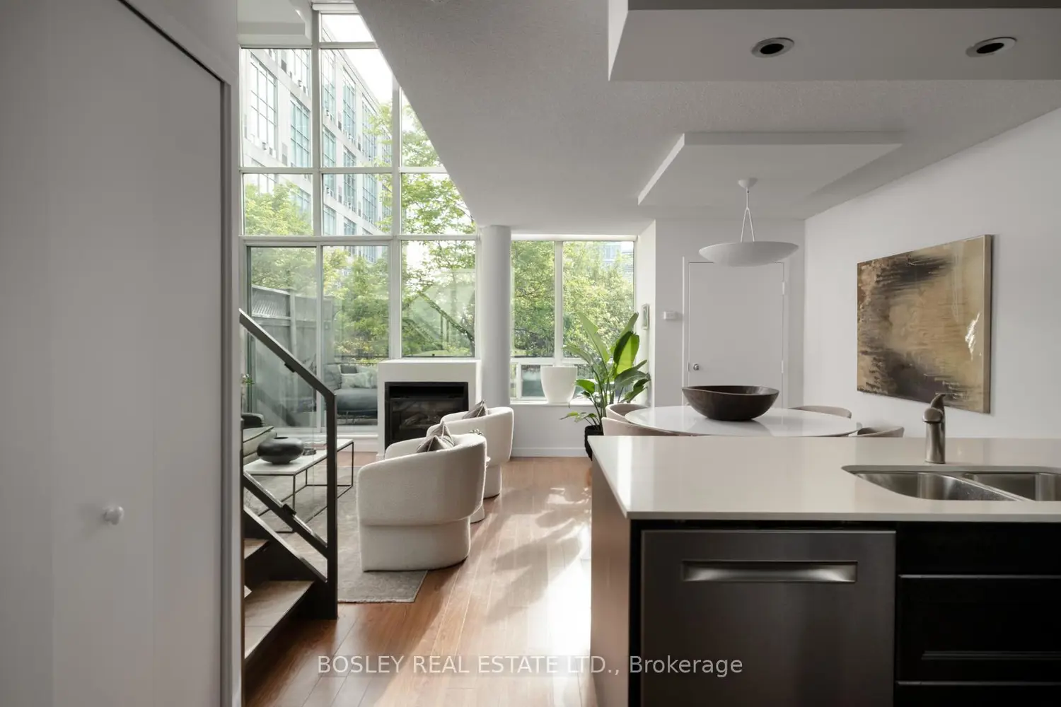 Additional image 5 of 250 Manitoba Street 503
