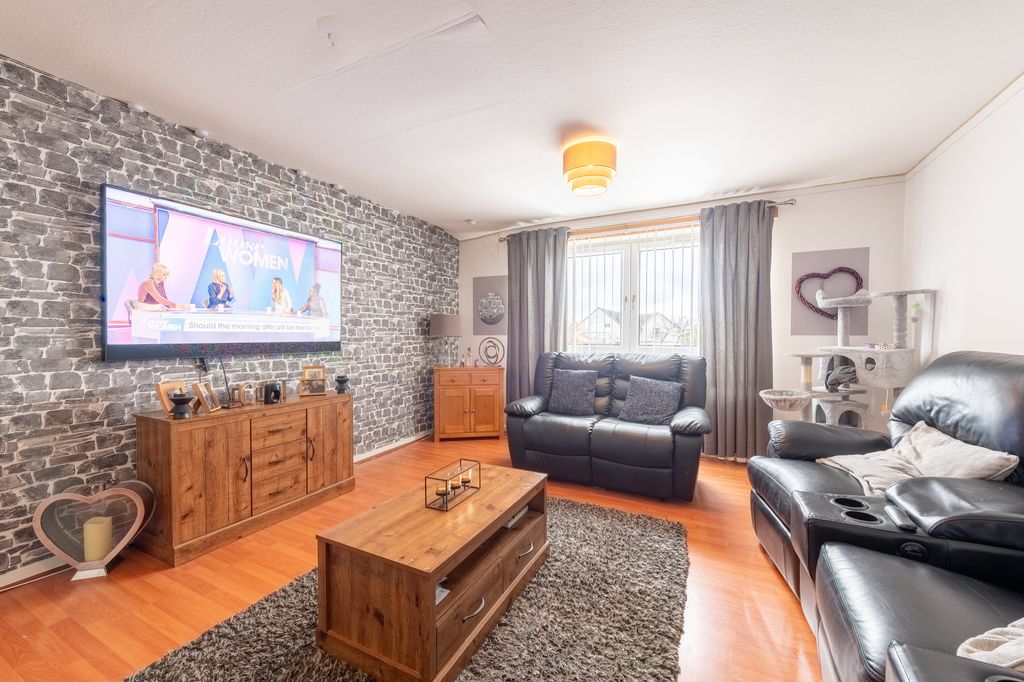 Additional image 3 of 4 bed terraced house for saleDundas Street, Grangemouth FK3