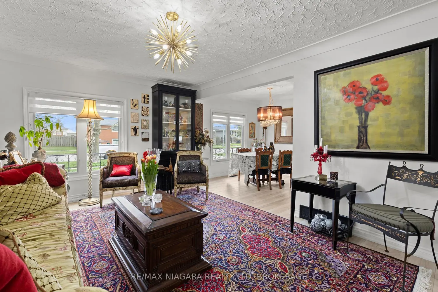 89 Endicott Terrace photo 4