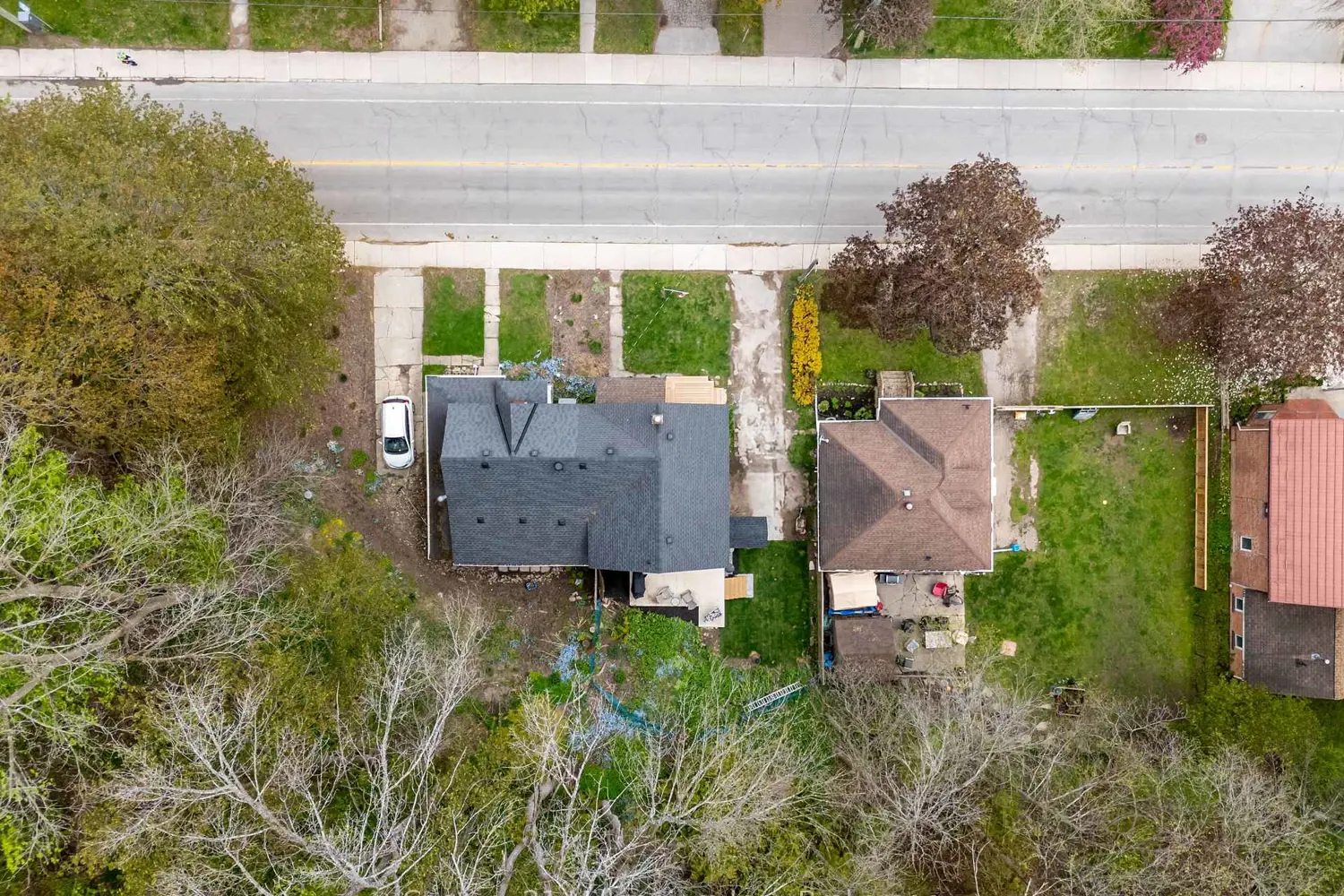 218 2Nd Avenue photo 4