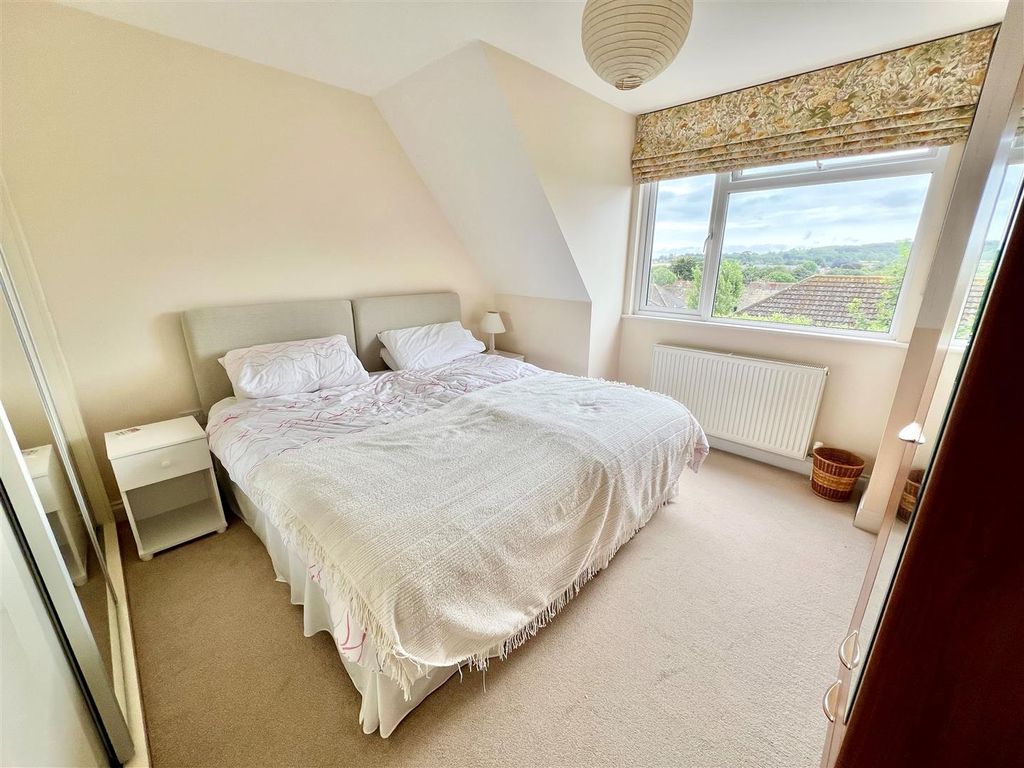 Additional image 15 of 4 bed detached house for saleFreshwater, Isle Of Wight PO40