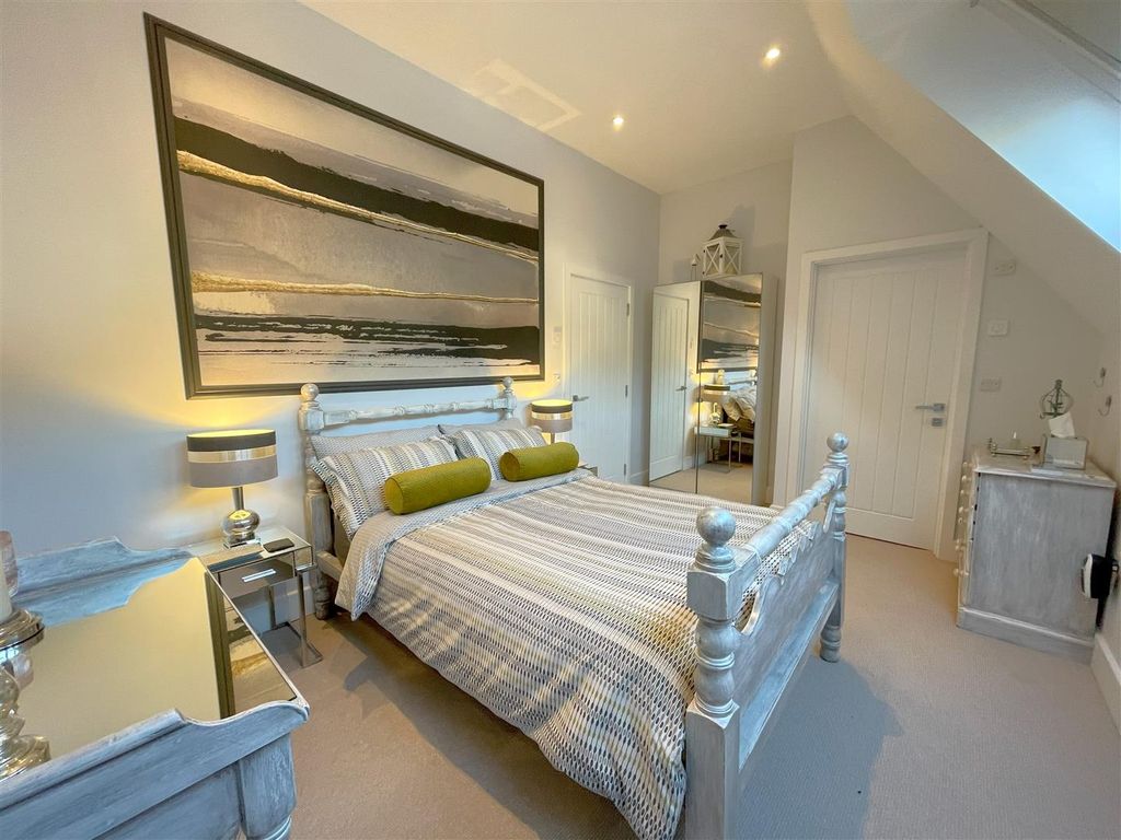 Additional image 6 of 2 bed flat for saleStation Road, Fowey PL23