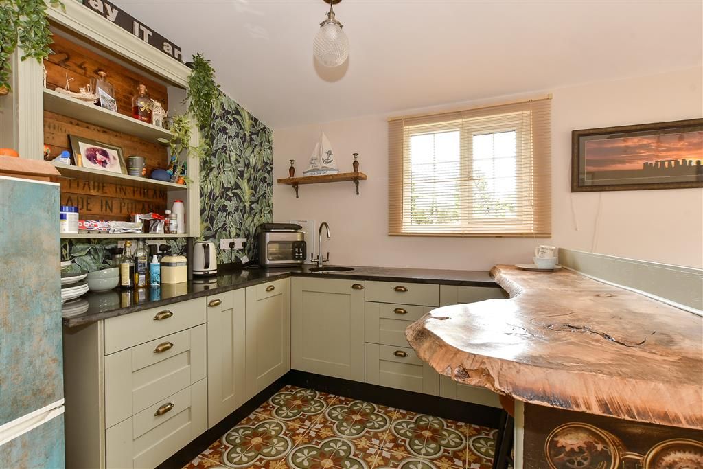 Additional image 13 of 3 bed semi-detached house for saleVictoria Road, Freshwater, Isle Of Wight PO40