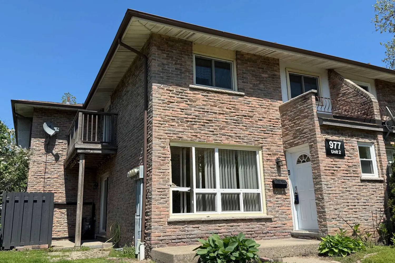 977 Francis Road 2 photo 2