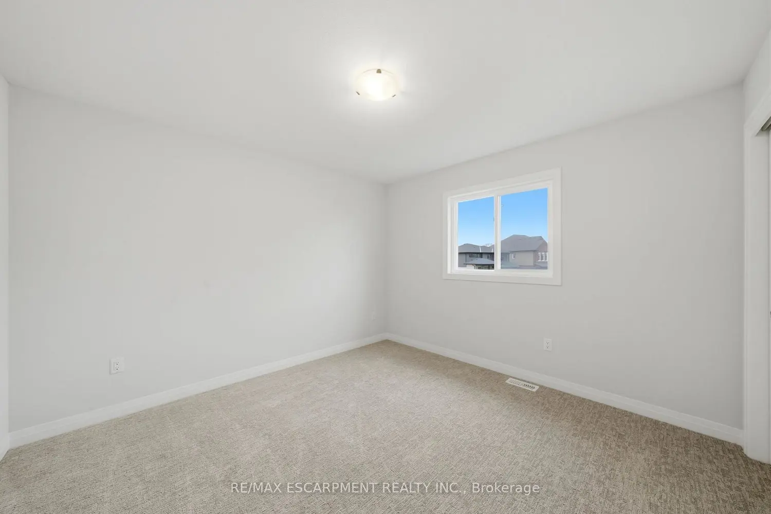 Additional image 13 of 778 Bradford Avenue