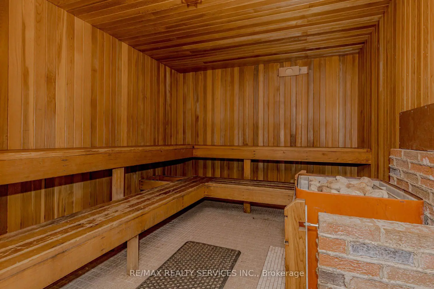 Additional image 20 of 180 Markham Road 1701