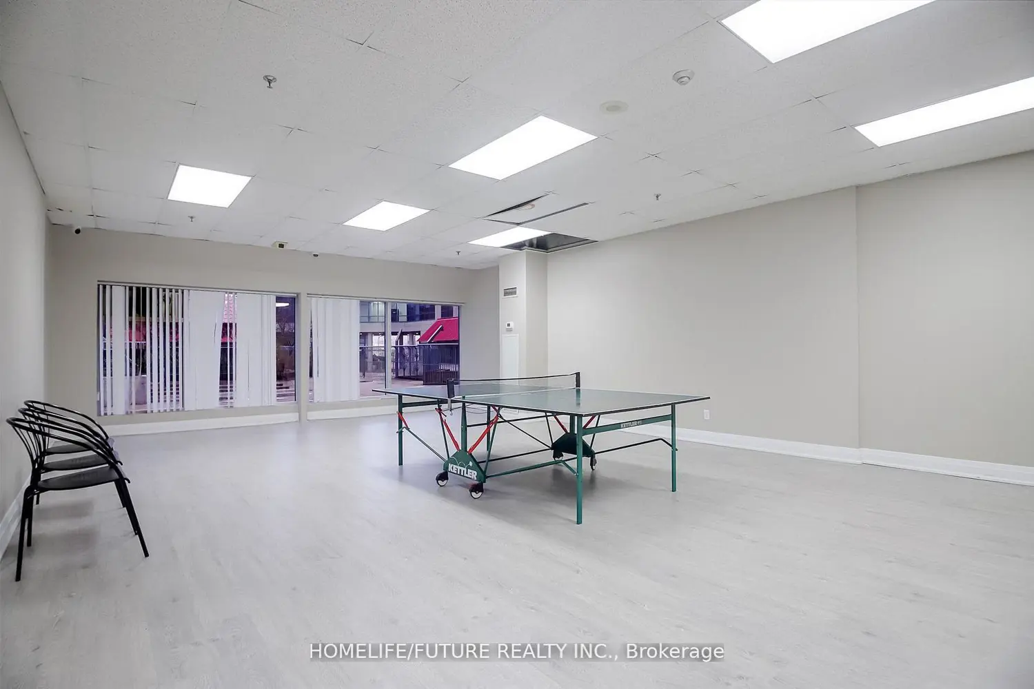 Additional image 20 of 2550 Lawrence Avenue 816