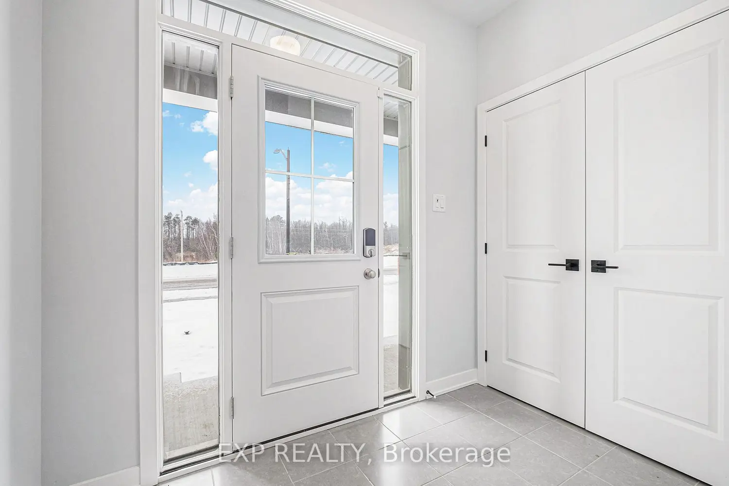 6324 Ottawa Street photo 2