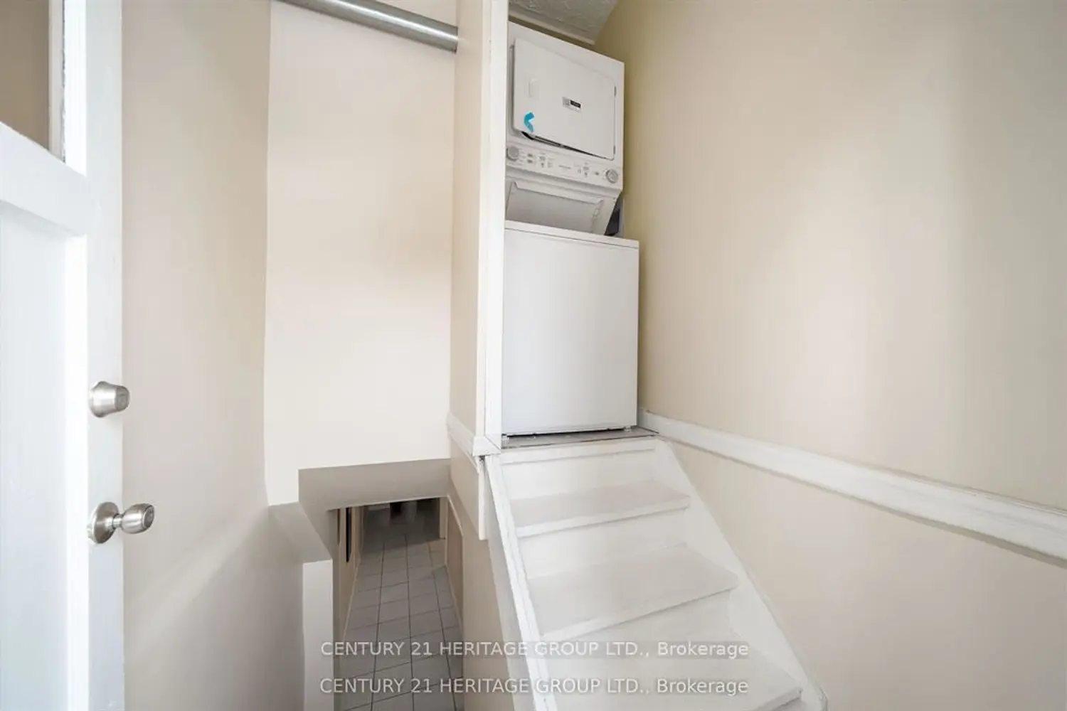 Additional image 17 of 215 Keele Street