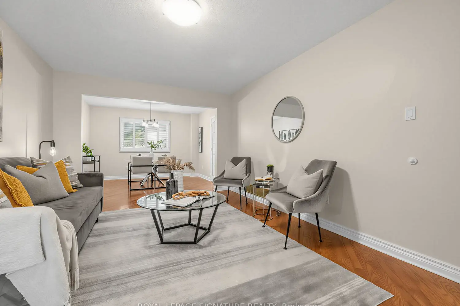 16 Ventris Drive photo 3